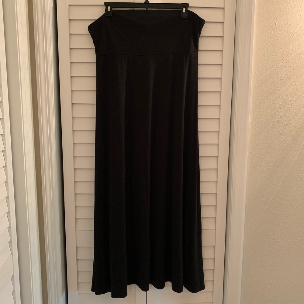 NWOT Strapless Black Maxi Dress